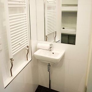 Dormitory Room Female only