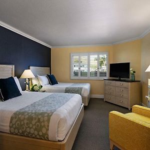 Two-Bedroom Queen Room