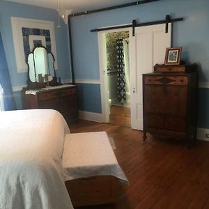 Family Room Private Bathroom