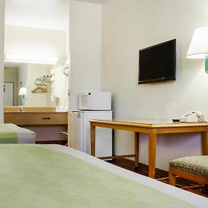 Deluxe Queen Room Two Queen Beds Non-Smoking