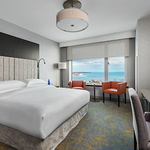 Luxury King Room