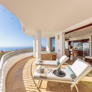 Master King Suite