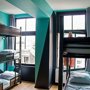 Dormitory Room Mixed