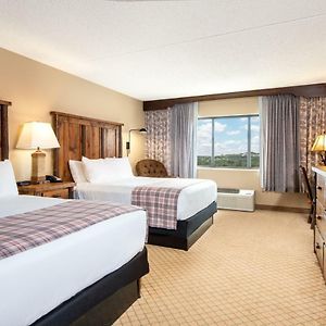 Standard Queen Room Two Queen Beds Spa Bath
