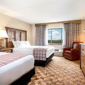 Standard Queen Room Two Queen Beds