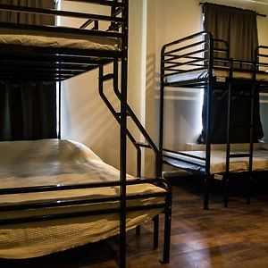 Dormitory Room Mixed