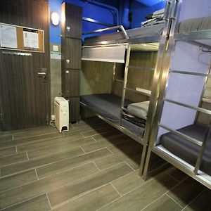 Dormitory Room Mixed