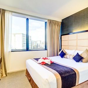 One-Bedroom King Suite