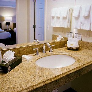 Queen Suite