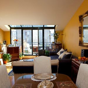 52 Clichy Bed & Breakfast - Chambre D'Hotes