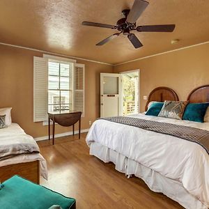 Deluxe King Suite