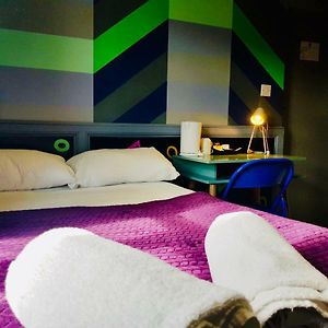 Standard Ensuite Double Room