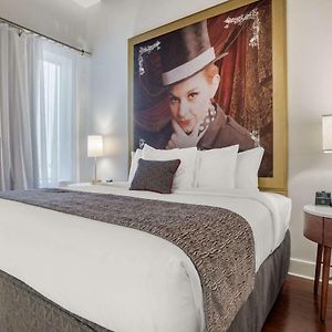 Queen Suite