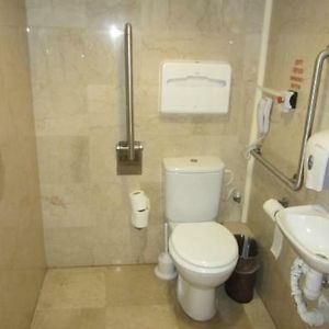 Large Single Room
