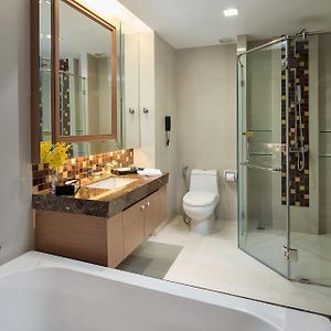 Luxury Tower Room