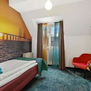Classic Single Room