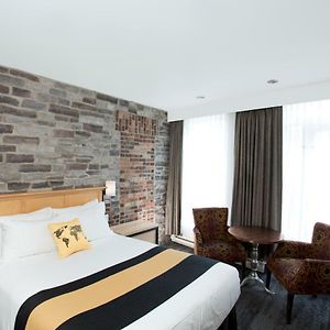 Small Queen Room