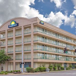 Days Inn By Wyndham Florence Downtown