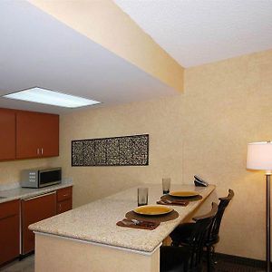 Quality Inn & Suites Downtown Phoenix