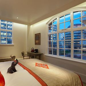 Senior King Room