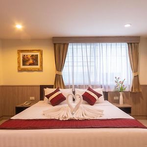 Grand Deluxe Room