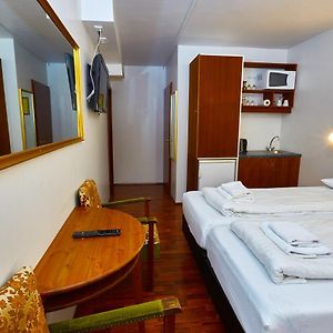 Basic Triple Room