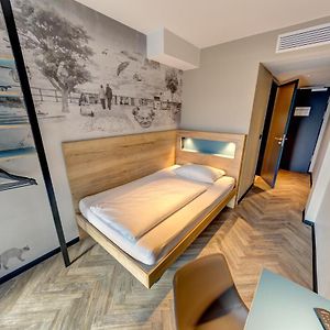 Standard Room with 1 Single Bed