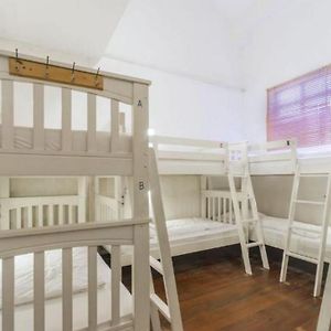 Dormitory Room Mixed