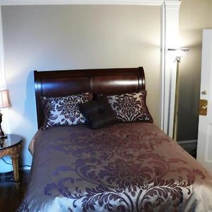 Queen Suite