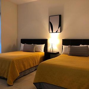 San Pedro Hotel, 5Ta Avenida