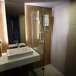 Standard Ground Floor Twin Room
