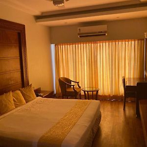 Executive King Room