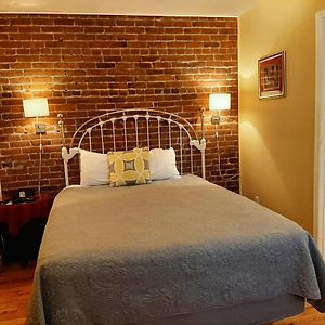 Budget Ground Floor Queen Room
