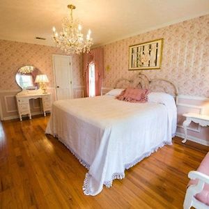 King Room Spa Bath