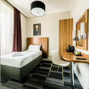 Small Single Room