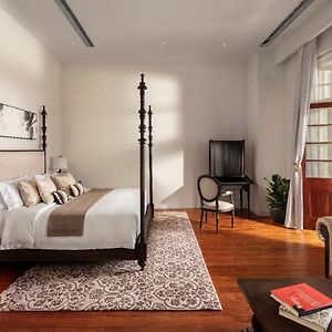Premier King Suite