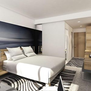Executive Queen Room