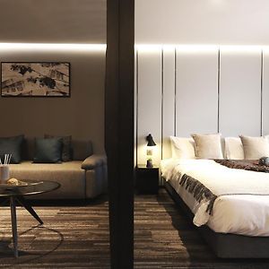 Elite Suite