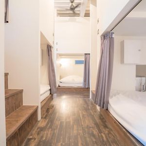 Room Mixed