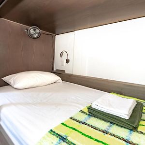 Dormitory Room Mixed