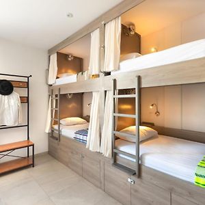 Dormitory Room Mixed