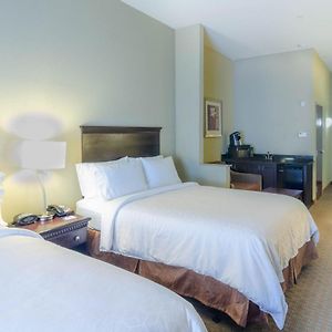 King Suite Mobility accessible