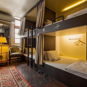 Dormitory Room Mixed