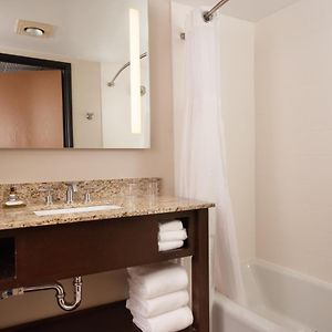 Corner King Room