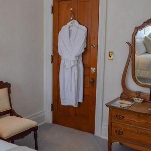 The Lamplighter Bed & Breakfast Of Ludington