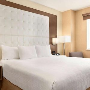King Room Mobility accessible