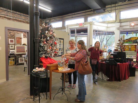 Jeanine Taylor Folk Art