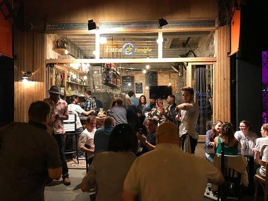 Enza & Famiglia Pizzeria