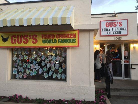 Gus's World Famous Fried Chicken