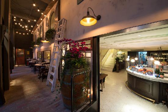 Coquille Seafood Bistro